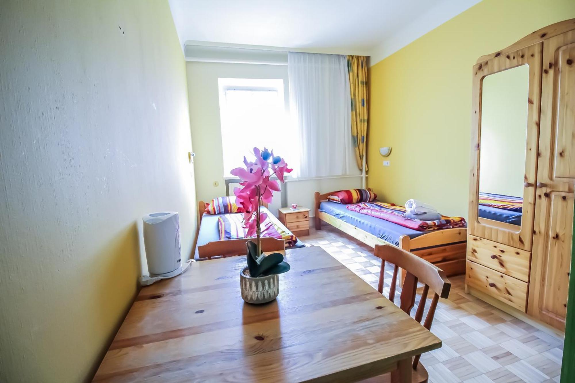 Cozy Rooms - U3 Hutteldorferstrasse Wiedeń Zewnętrze zdjęcie