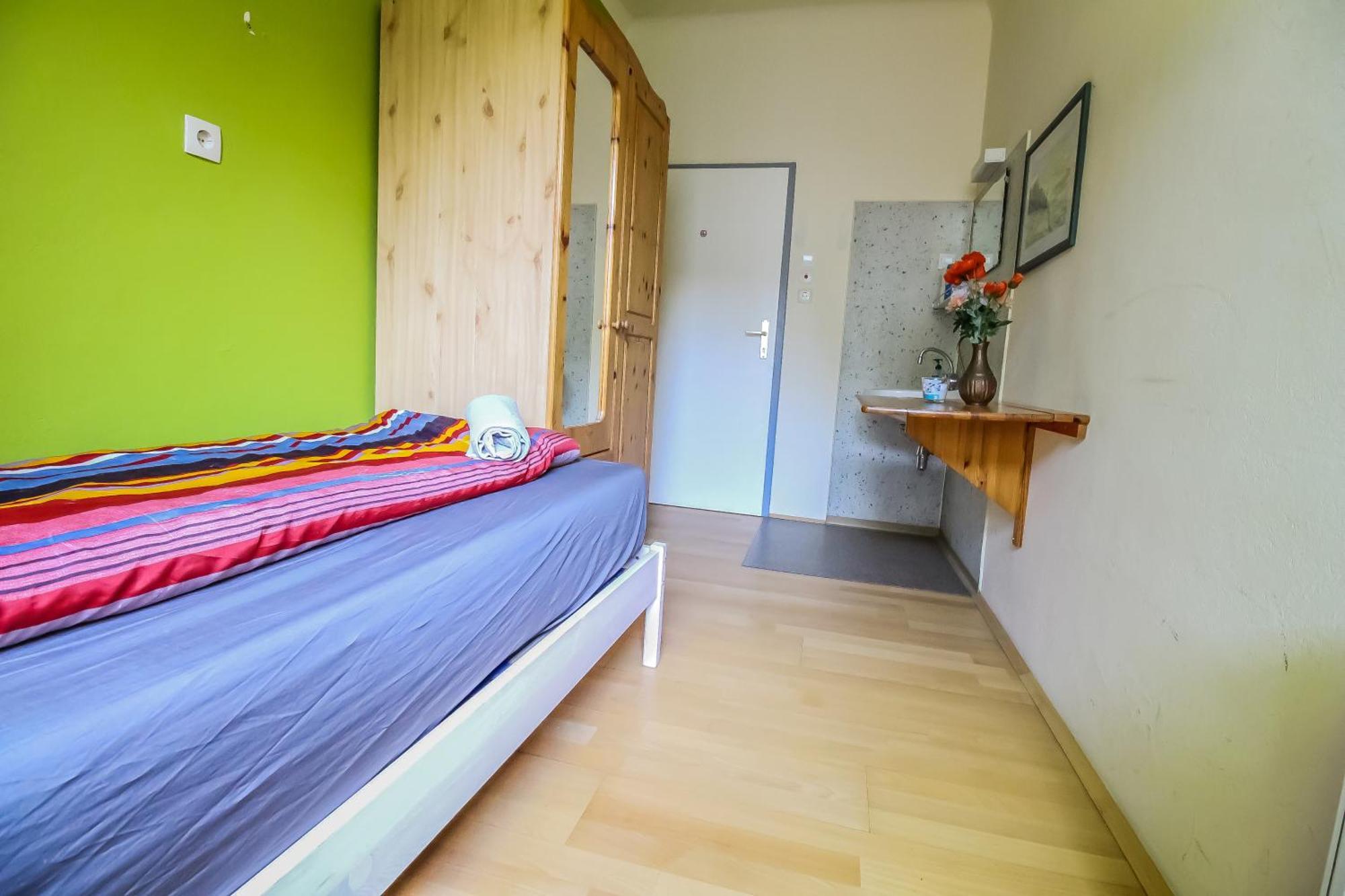 Cozy Rooms - U3 Hutteldorferstrasse Wiedeń Zewnętrze zdjęcie