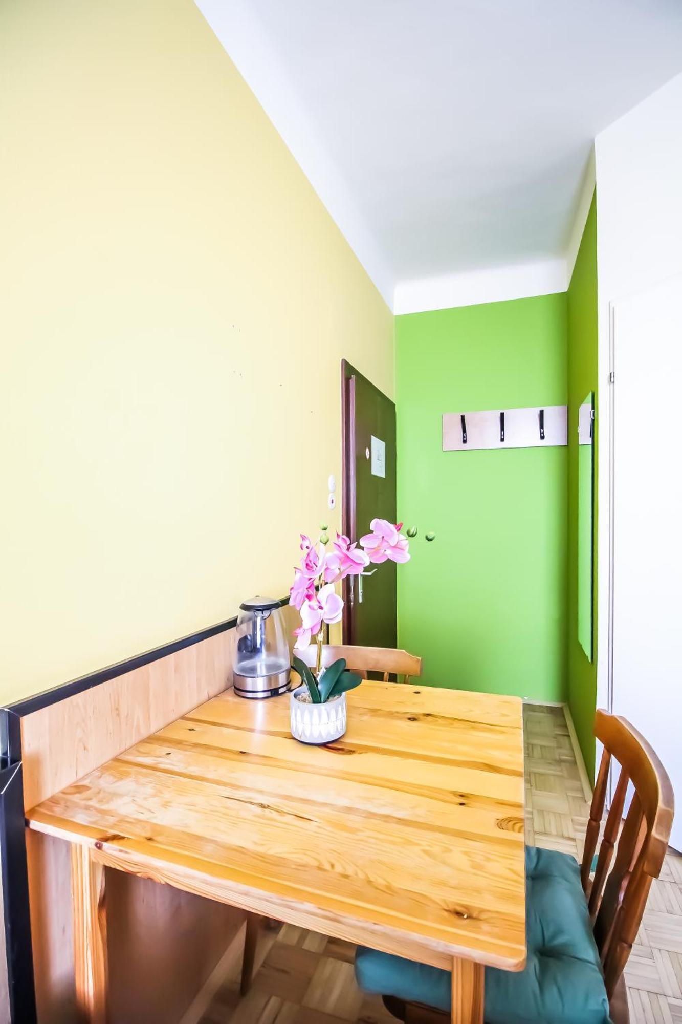 Cozy Rooms - U3 Hutteldorferstrasse Wiedeń Zewnętrze zdjęcie